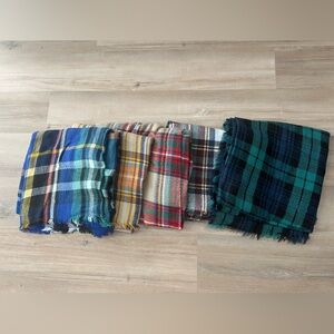 Plaid Patterned Scarves Set